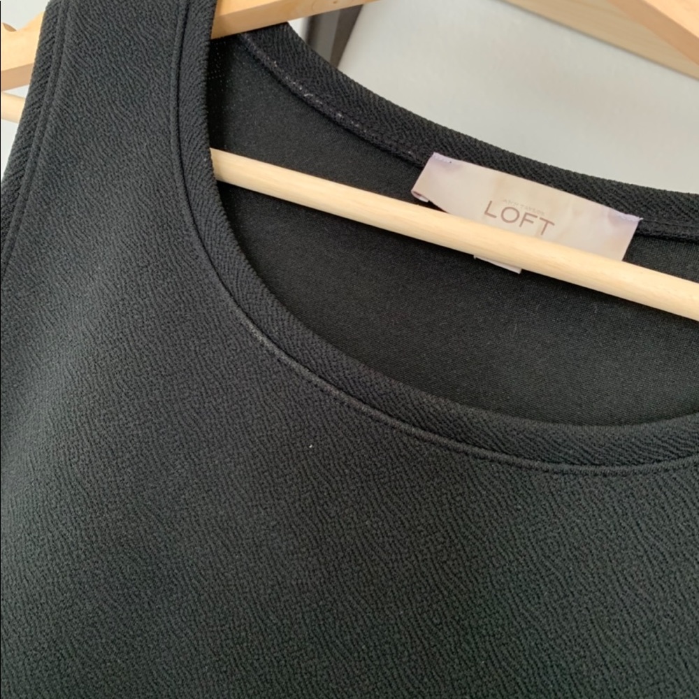 Black loft tank